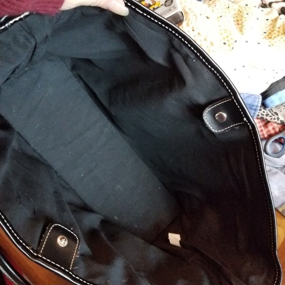 Ralph Lauren Black Tote Handbag - Picture 2 of 3